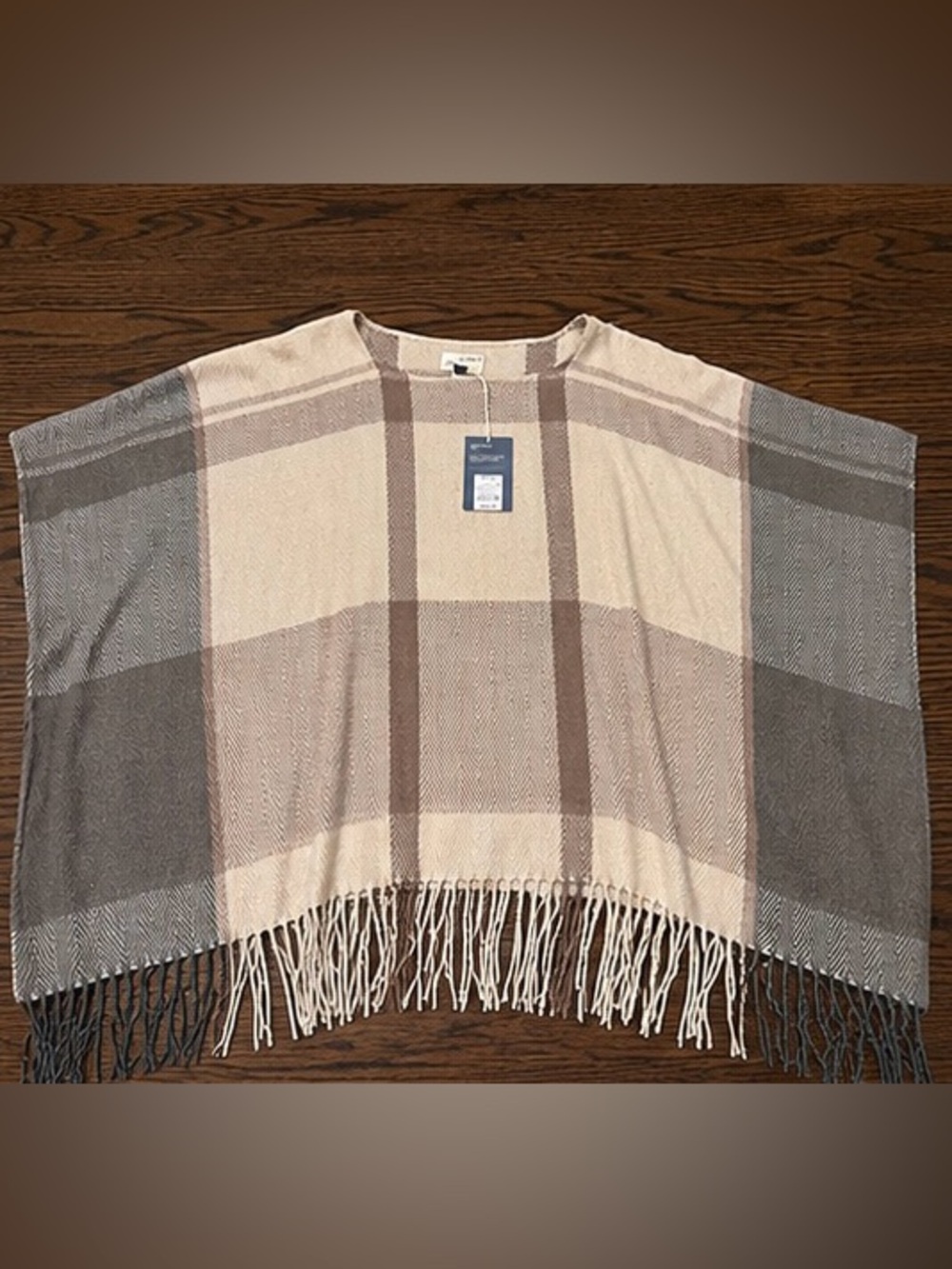 Universal Thread Plaid Fringe Poncho Wrap Taupe Cream Gray NWT OSFM